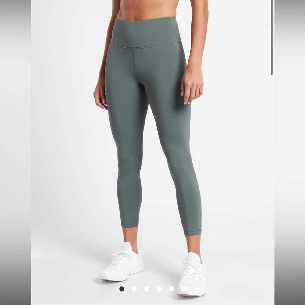 Athleta Elation Train 7/8 tight size m/t